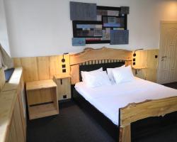 Wood Design Hotel