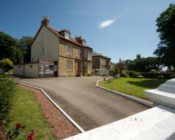 Dellwood Hotel