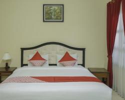 OYO 804 Ndalem Maharani Guest House