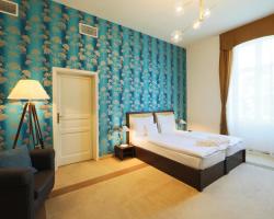 Ipoly Hotel Boutique Rooms & Suites