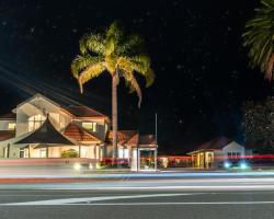 Pacific Coast Motor Lodge