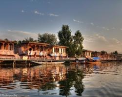 California Houseboats