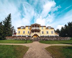 Karolineburg Manor House Hotel