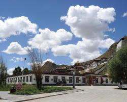 Wanrun International Resort Hotel in Tibet