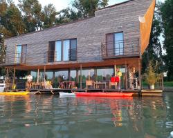 B&B Botel Charlie
