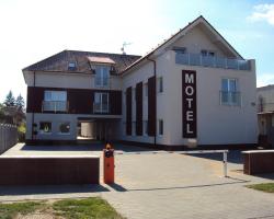 Motel Senec