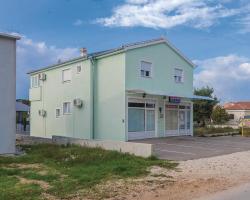 One-Bedroom Apartment Put Grande 01