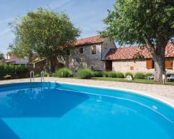 Amazing Home In Lozovac With Outdoor Swimming Pool