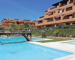 Lovely Apartment In Estepona With Outdoor Swimming Pool
