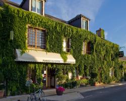 Logis Hotels Auberge Du Centre Chateaux de la Loire