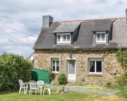 Lovely Home In Le Faouet With Kitchen