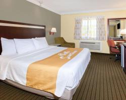 Days Inn by Wyndham Nanuet / Spring Valley