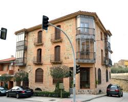 Apartamentos Turísticos La Posada