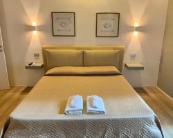 Residenza San Vitale 27 Suite Home