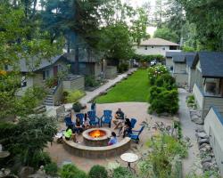 Cottages On River Road