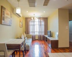 Greenview Ekkamai10 Suite