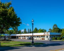 Vindel Motel - Mackinaw City