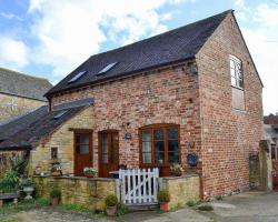 Shire Cottage- 25392