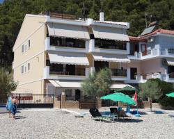 Avlakia Beach Studios & Apartments