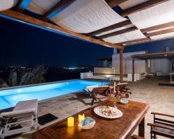 Siourdas Mykonos Villas