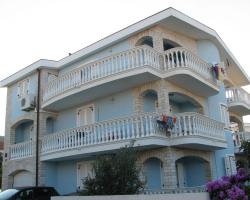 Apartments Golubić