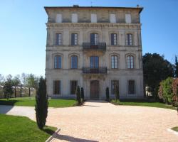 Chateau Du Comte