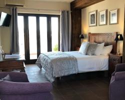 Hostal Avalon