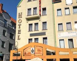 Hotel Restauracja Podzamcze