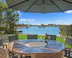 Serenity Waters 11 - Spacious 4 BDRM Waterfront Unit