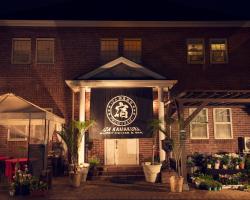 IZA Kamakura Guest House and Bar