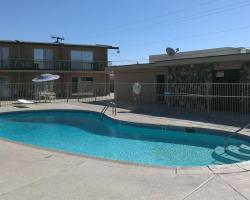 Royal Motor Inn