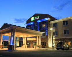 Holiday Inn Express & Suites Belle Vernon, an IHG Hotel