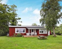 Two-Bedroom Holiday home in Farsø 5