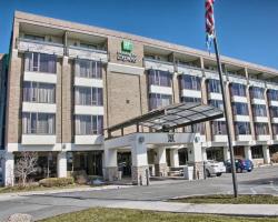 Holiday Inn Express Detroit-Birmingham, an IHG Hotel