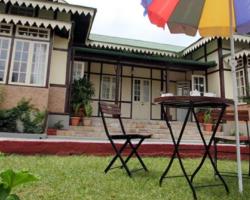 Cafe Shillong Bed & Breakfast