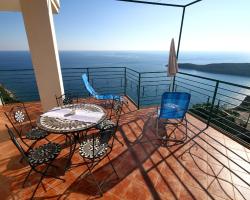 Lighthouse Apartments