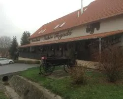 Szekér Fogadó