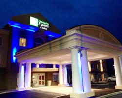 Holiday Inn Express & Suites Utica by IHG