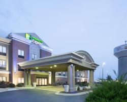 Holiday Inn Express Kansas City - at the Legends!, an IHG Hotel