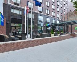 Holiday Inn Express Manhattan Midtown West, an IHG Hotel