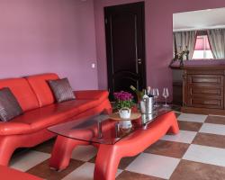 Dergachov Guest House