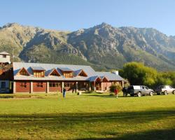 Lago Cholila Aero Fishing Lodge