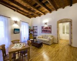 Castelletto Suites