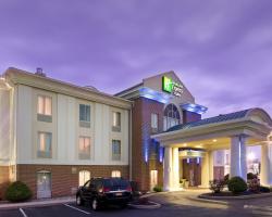 Holiday Inn Express & Suites by IHG Chambersburg, an IHG Hotel