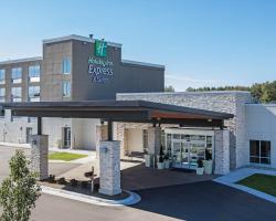 Holiday Inn Express & Suites Ludington, an IHG Hotel