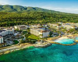 Hyatt Ziva Rose Hall - All Inclusive