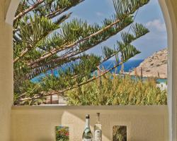 Montemar Studios & Apartments