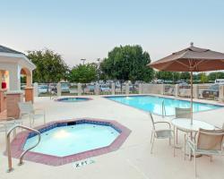 Holiday Inn Express Hotel and Suites DFW-Grapevine, an IHG Hotel