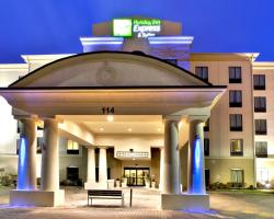 Holiday Inn Express & Suites Oak Ridge, an IHG Hotel