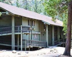 Cedar Grove Lodge